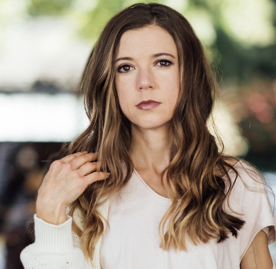 Headshot of Sarah Morris