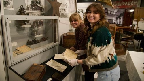 Art Students offer Fresh Eye to Blue Earth County History Museum
