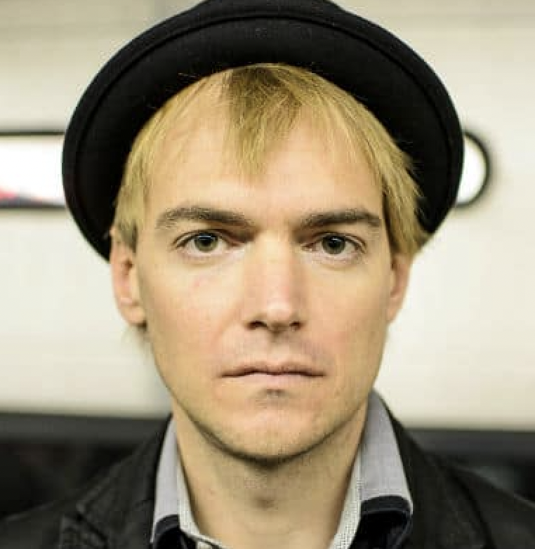 Headshot of Todd Clouser