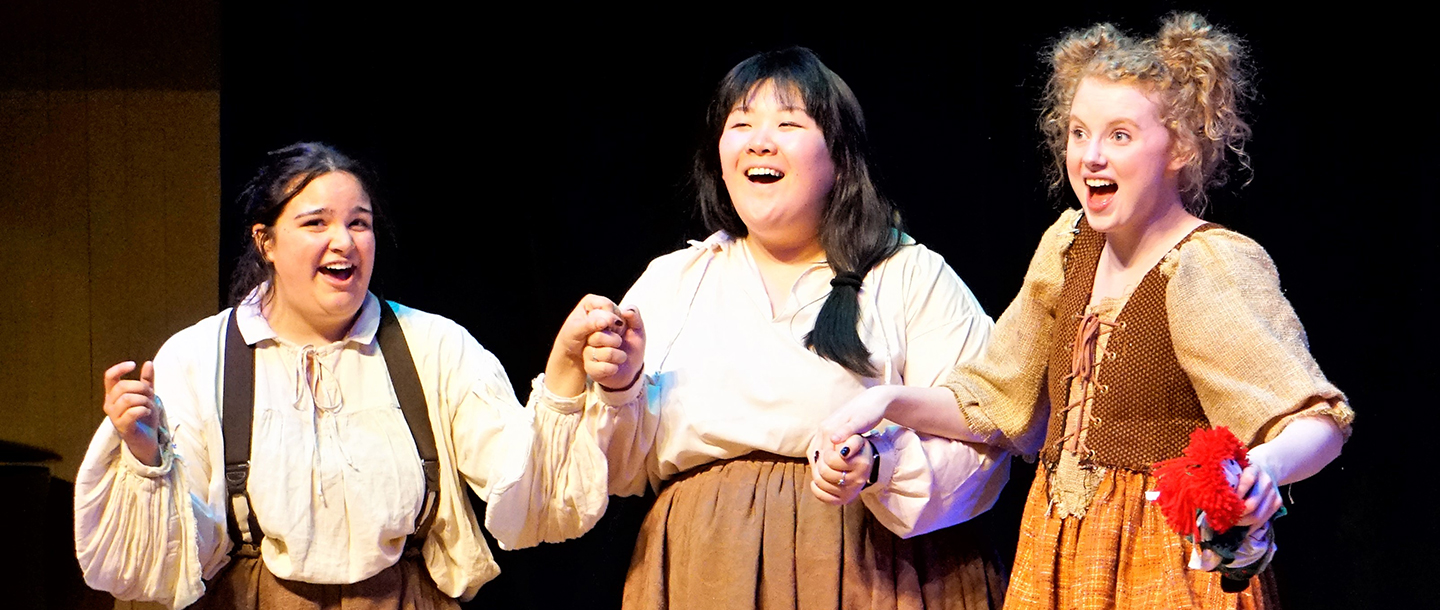 Minnesota State University Music of Stage and Screen ensembles in a professional performance